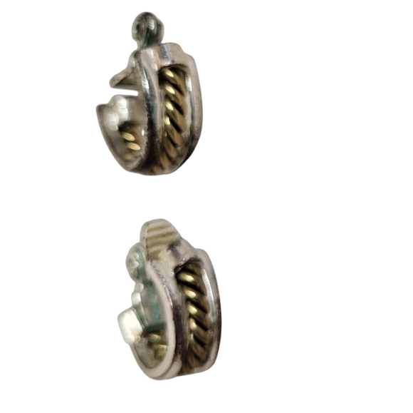 Vintage Monet Gold Tone Clip On Earrings Small Braided Rope Minimalist - Picture 2 of 2